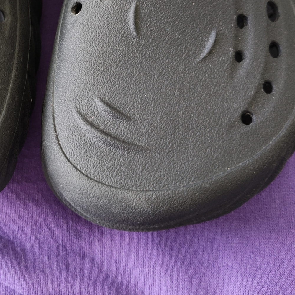 Crocs - Picture 8 of 8